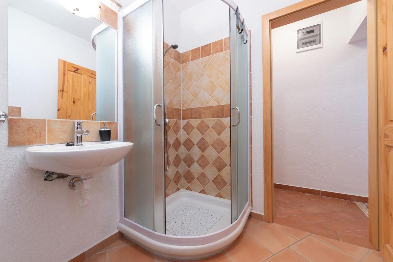 Perla Vrsar Apartment Bagian luar foto
