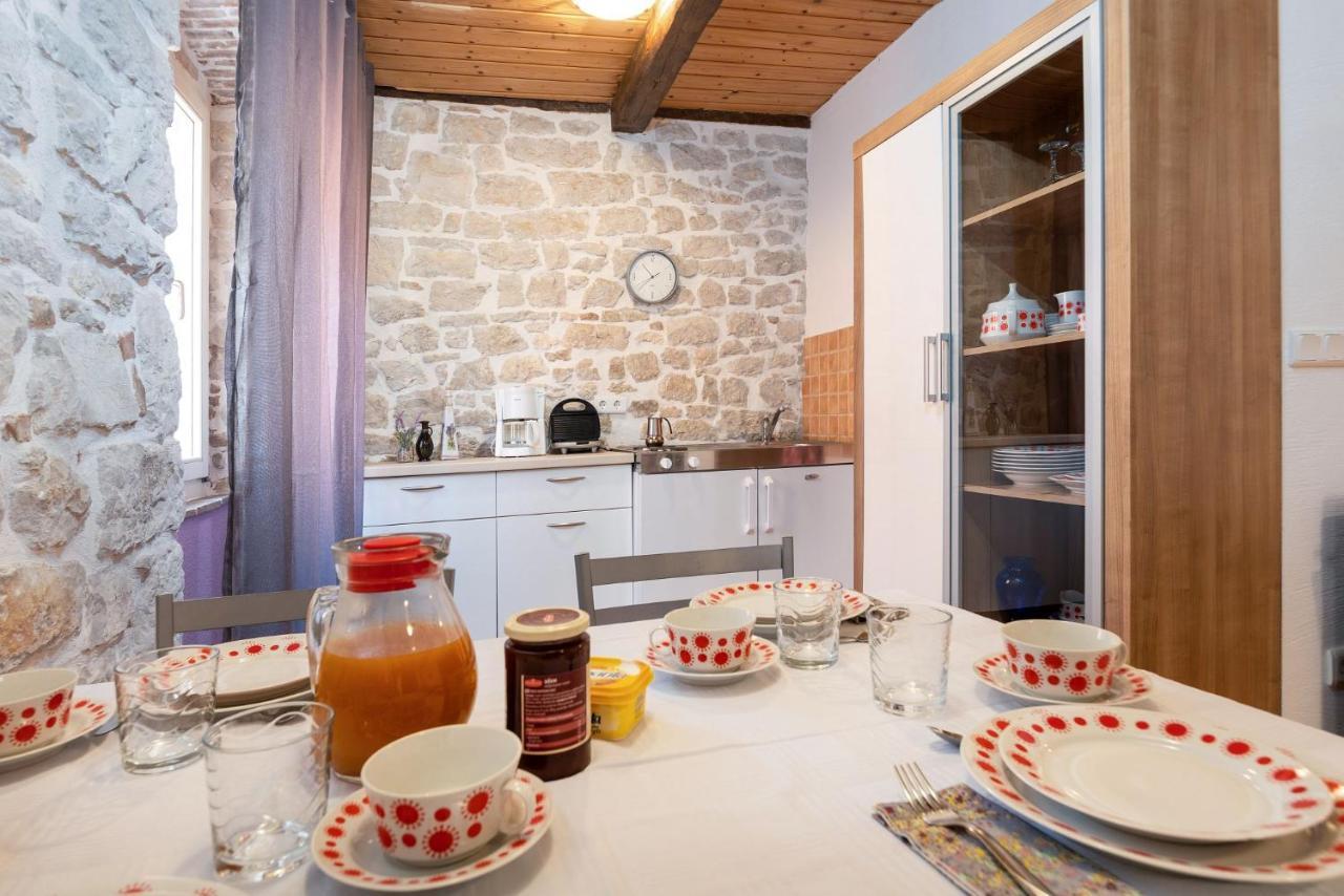 Perla Vrsar Apartment Bagian luar foto