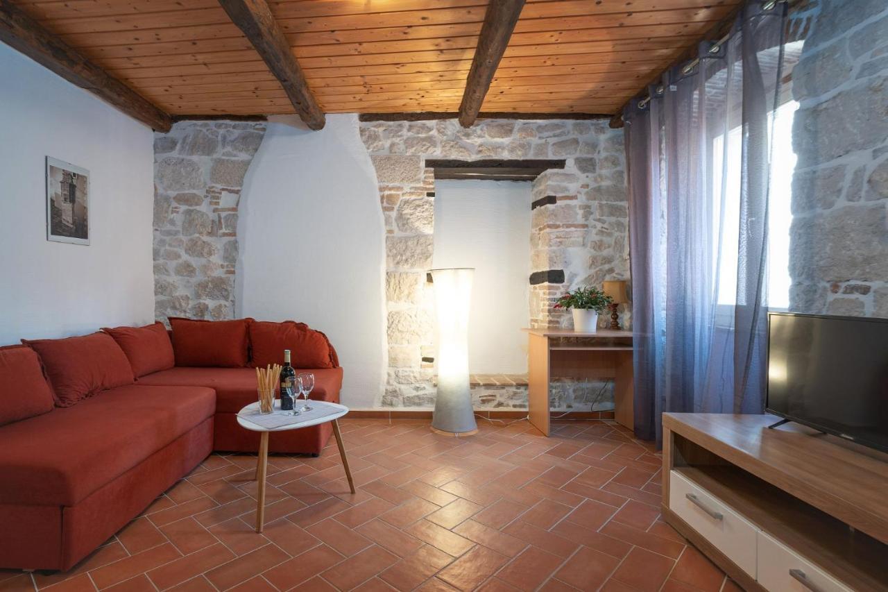 Perla Vrsar Apartment Bagian luar foto